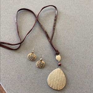 Necklace earrings Kenneth Cole